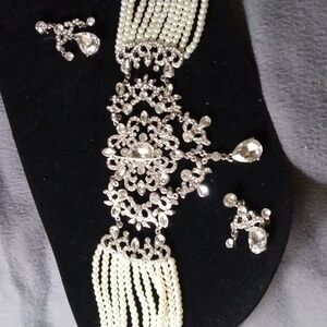 Choker/Necklace/Earrings Set,Pearl/Rhinestones set,Beautiful.